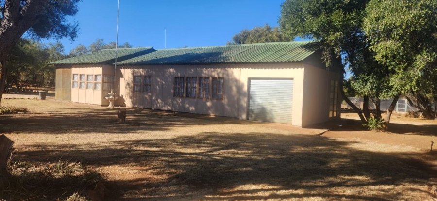 Commercial Property for Sale in Swartruggens North West